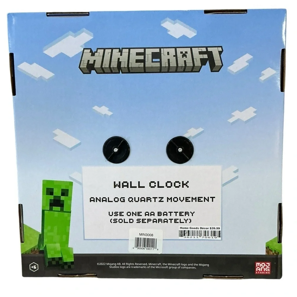 Minecraft Wall Clock Block Creeper Analog Quartz Battery Operated 11 in NEW NIB